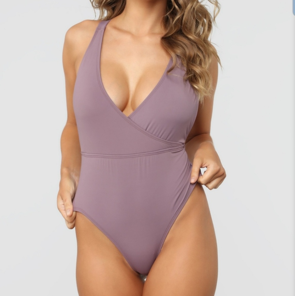 Fashion nova bathing suit